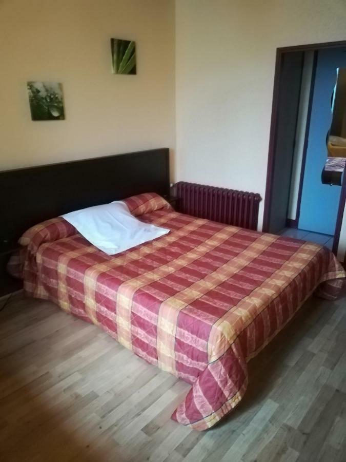 Hotel De La Poste Limoges Eksteriør bilde